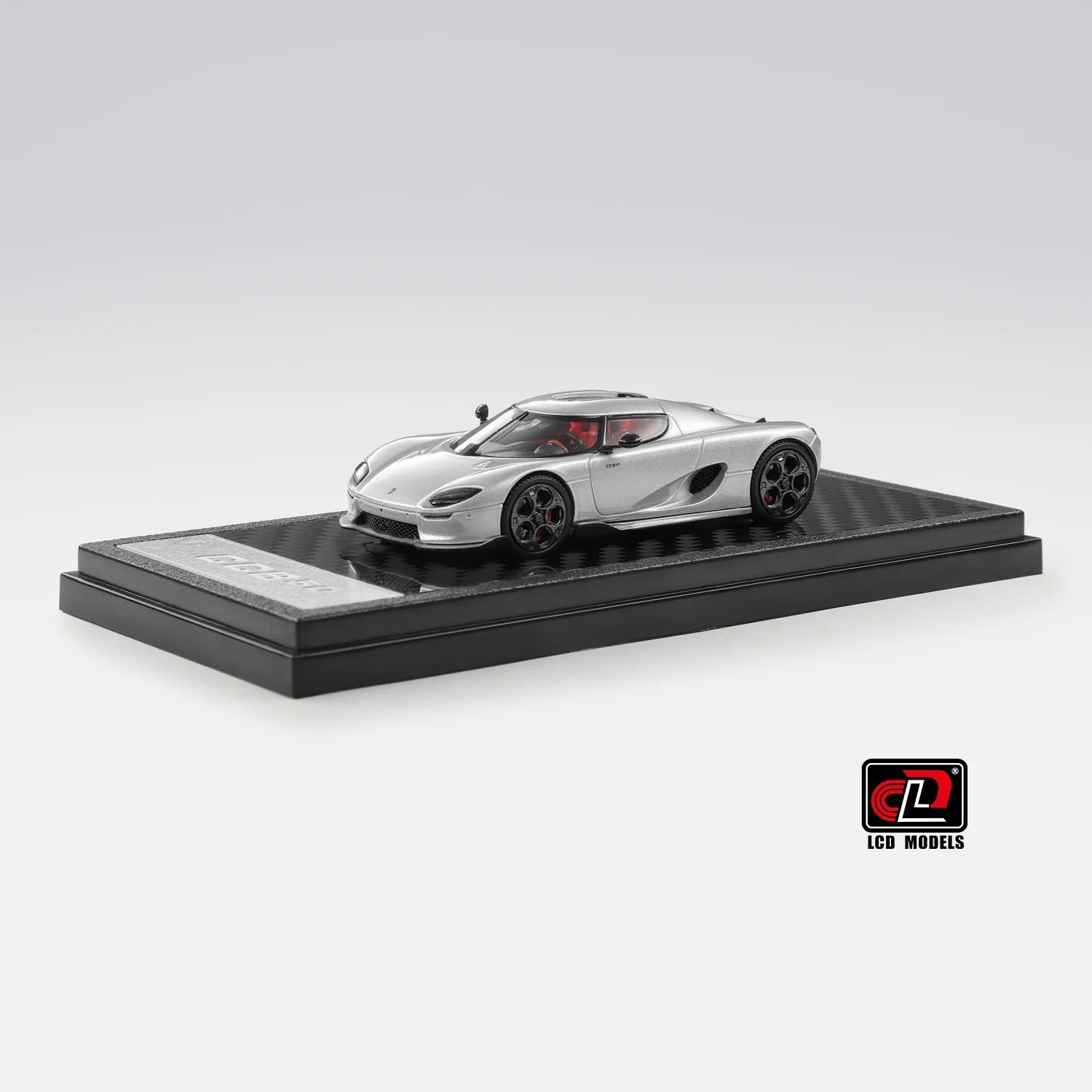 Premium scale diecast model car – Koenigsegg CC850, 1:64 Scale (Silver) Collectible