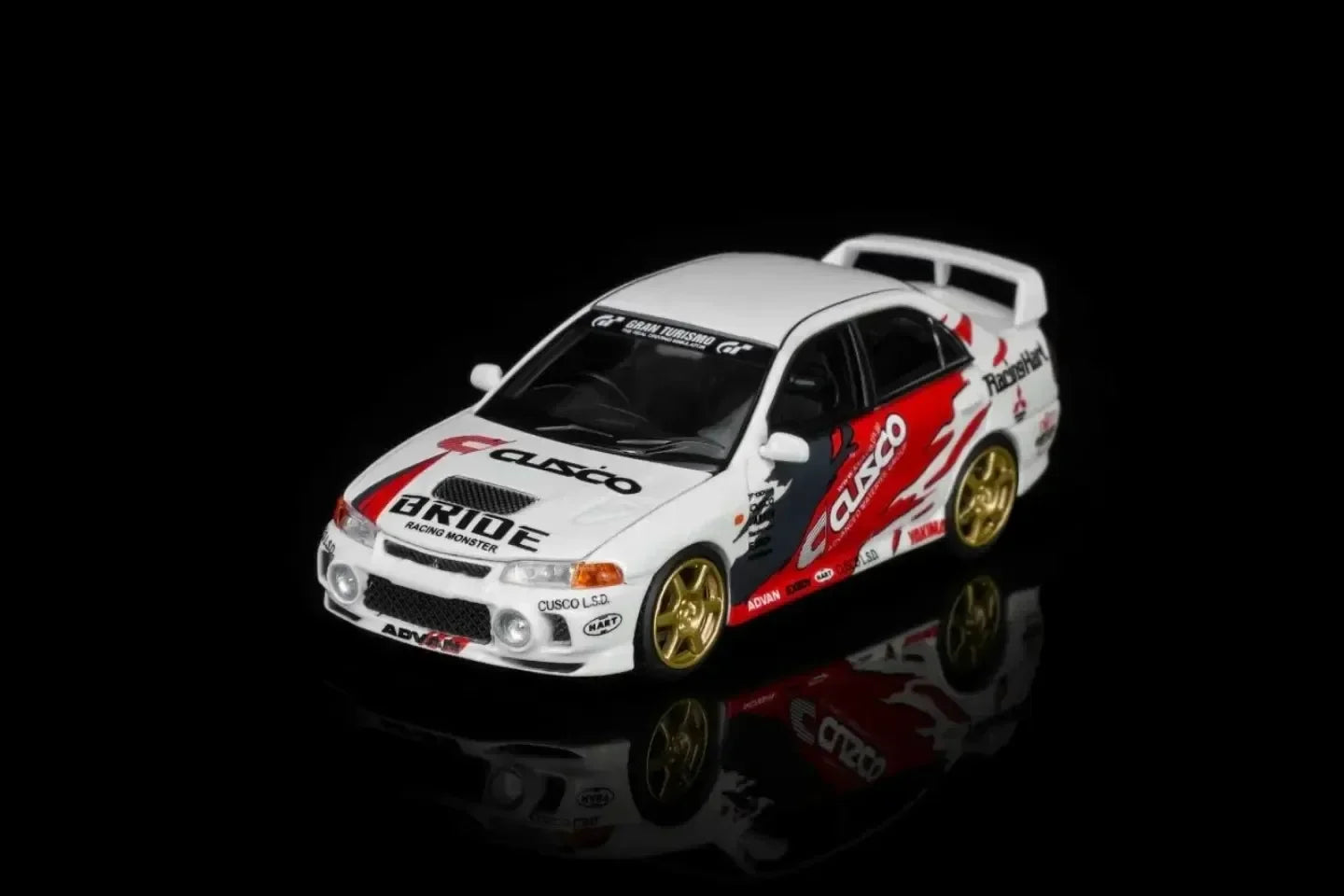 Mitsubishi Lancer Evolution IV GSR CUSCO Racing Livery, 1:64 Scale
