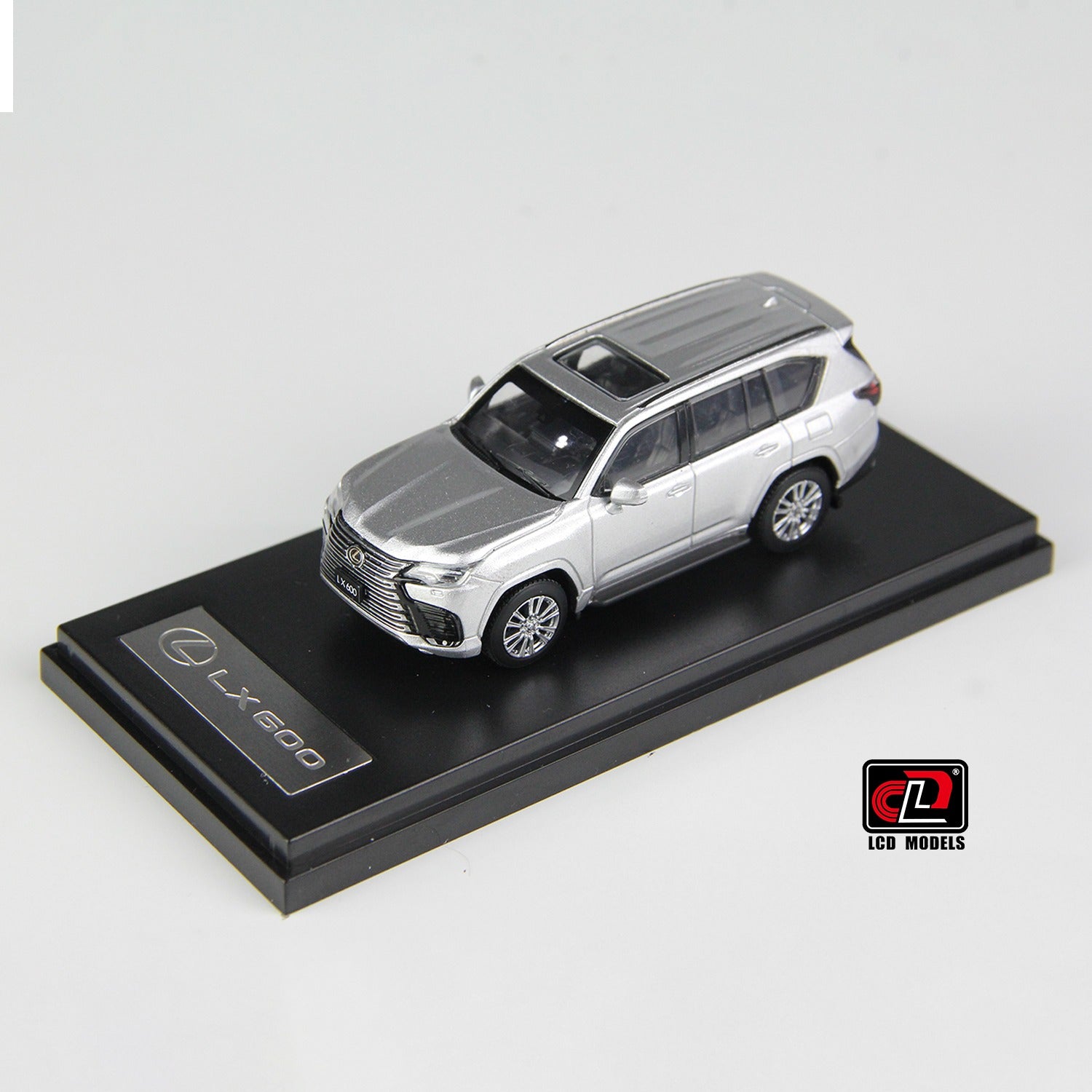 Premium scale diecast model car – LEXUS LX600, 1:64 Scale (Silver) Collectible
