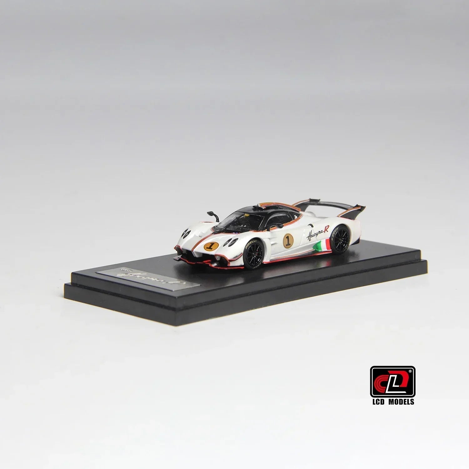 Premium scale diecast model car – Pagani Huayra R, 1:64 Scale (Pearl White) Collectible