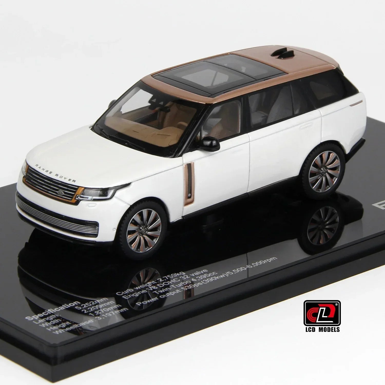 Premium scale diecast model car – Land Rover Range Rover SV SERENITY, 1:43 Scale (White) Collectible