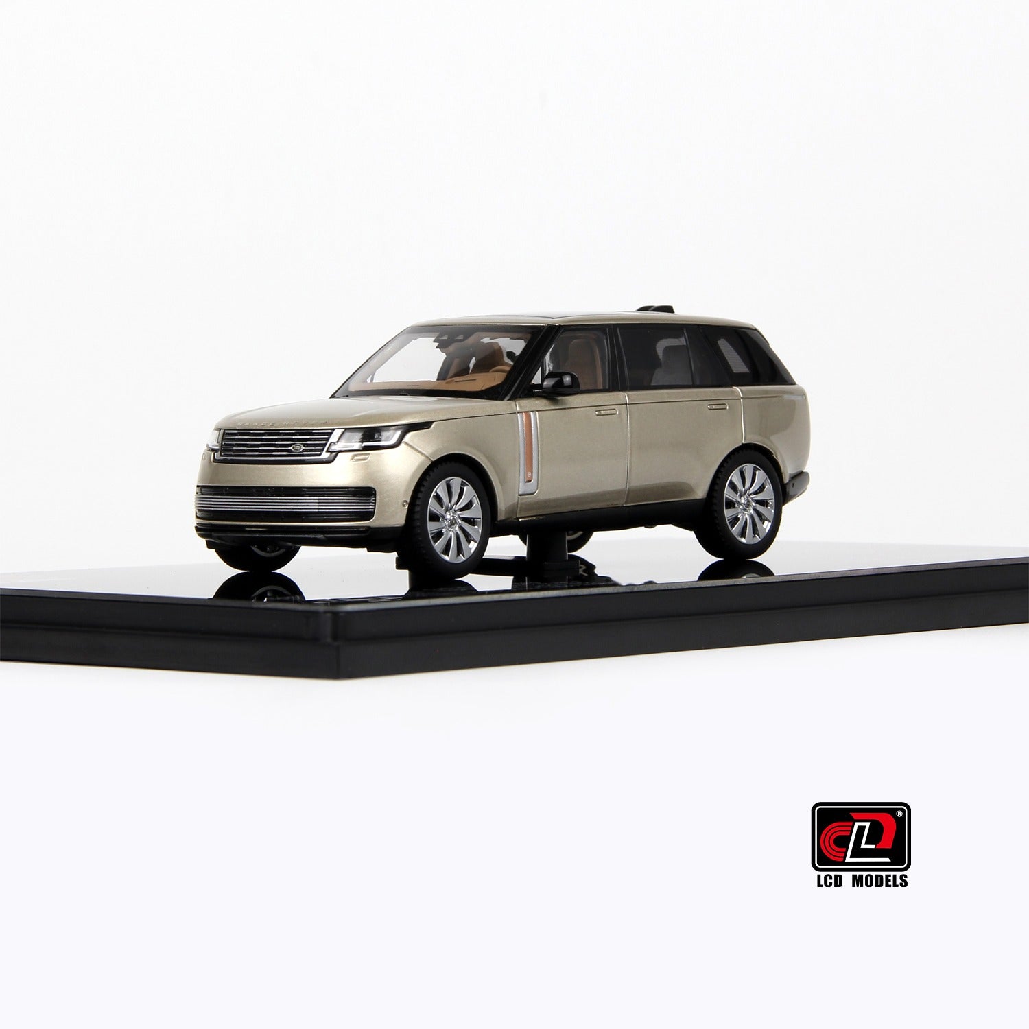Premium scale diecast model car – Land Rover Range Rover SV SERENITY, 1:43 Scale (Gold) Collectible