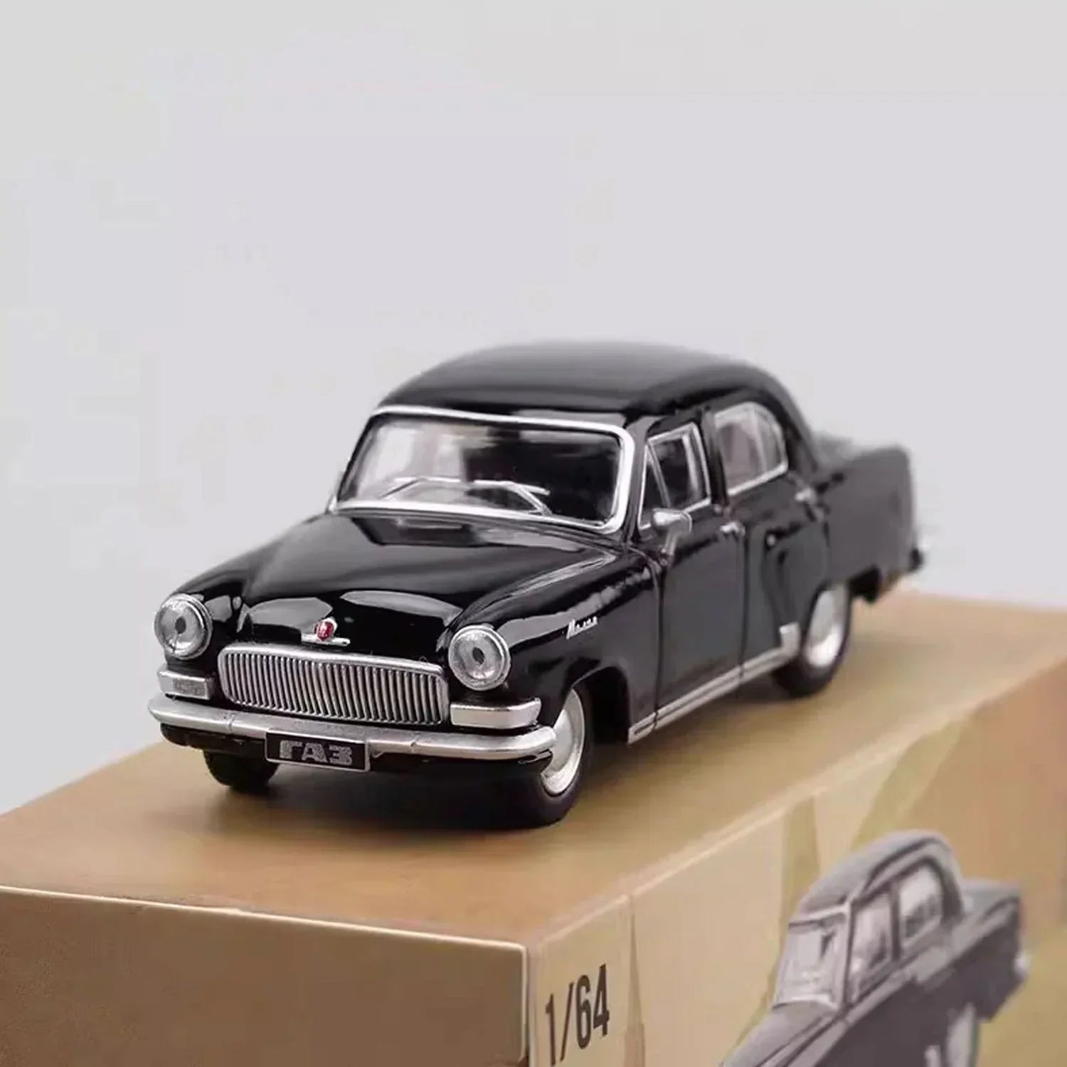 Premium scale diecast model car – GAZ-21 Volga, 1:64 Scale (Black) Collectible