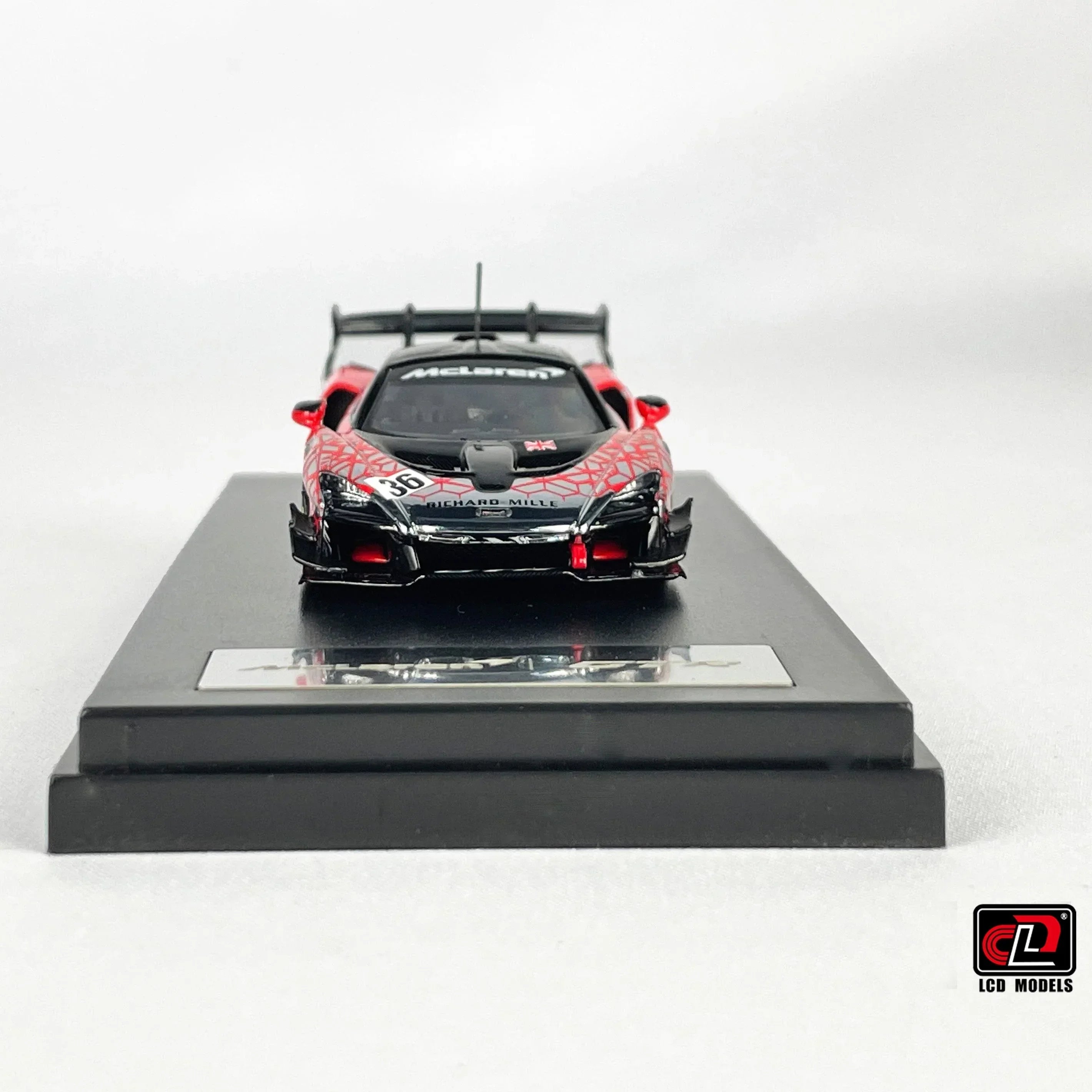 Premium scale diecast model car – McLaren Senna GTR Foshan APA XPO Special Package 2025, 1:64 Scale (Electroplating Red) Collectible