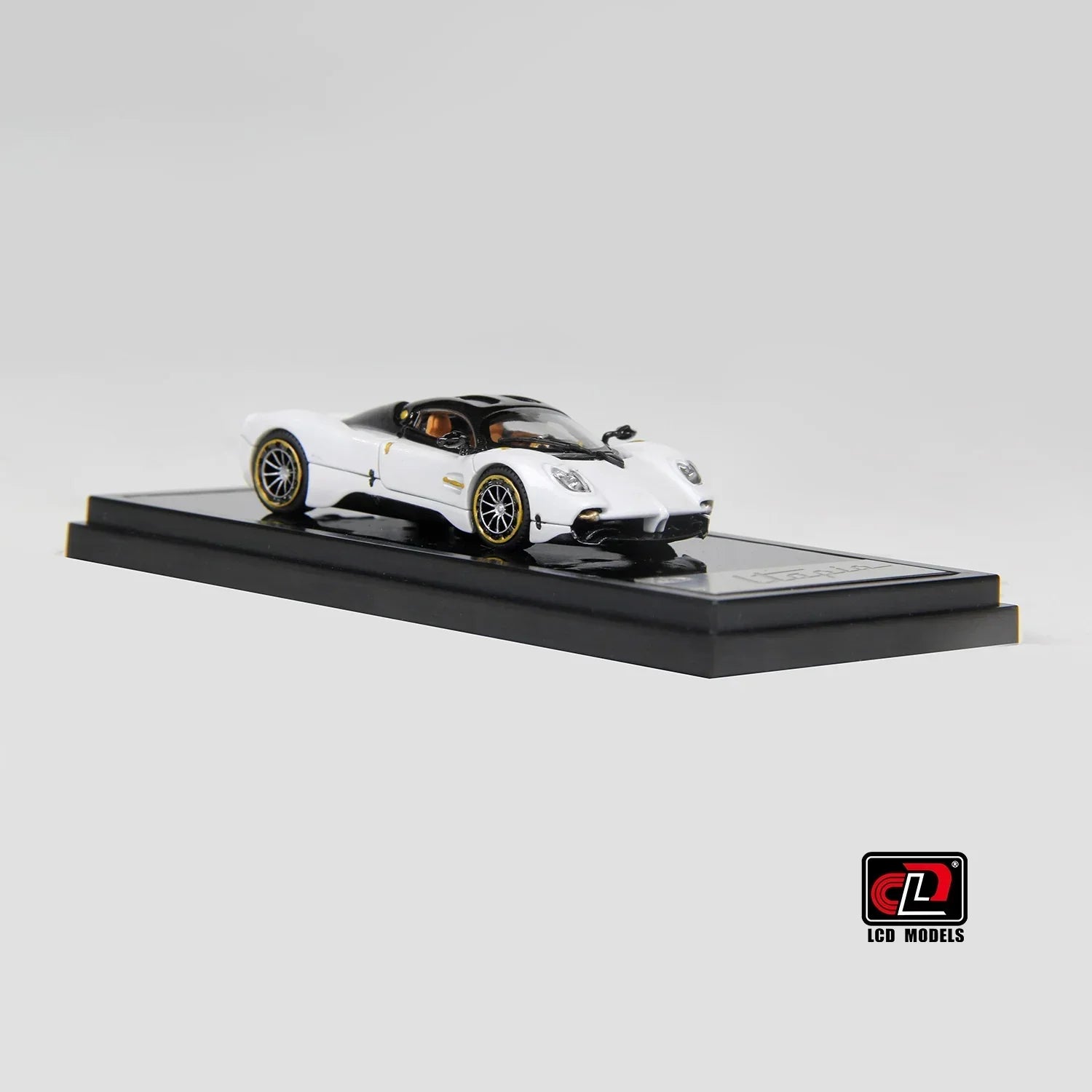 Premium scale diecast model car – Pagani Utopia Coupe, 1:64 Scale (Black with white) Collectible