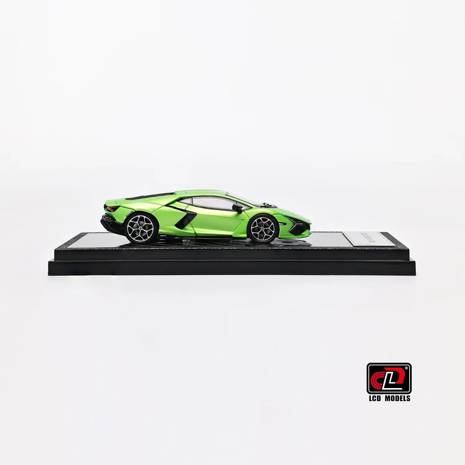 Premium scale diecast model car – Lamborghini Revuelto Shanghai Toy Fair Special Package 2025 (Apple Green) Collectible