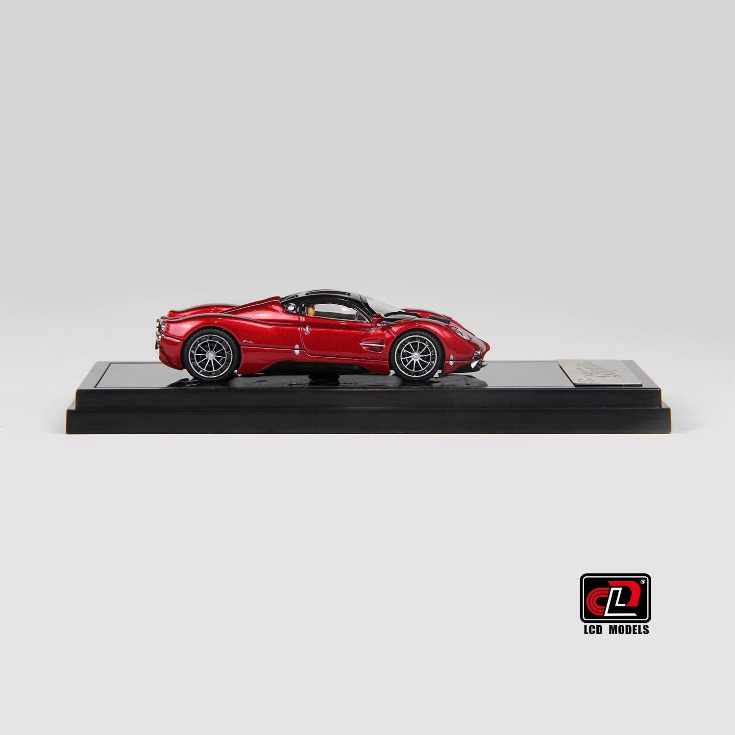 Premium scale diecast model car – Pagani Utopia Coupe, 1:64 Scale (Red) Collectible