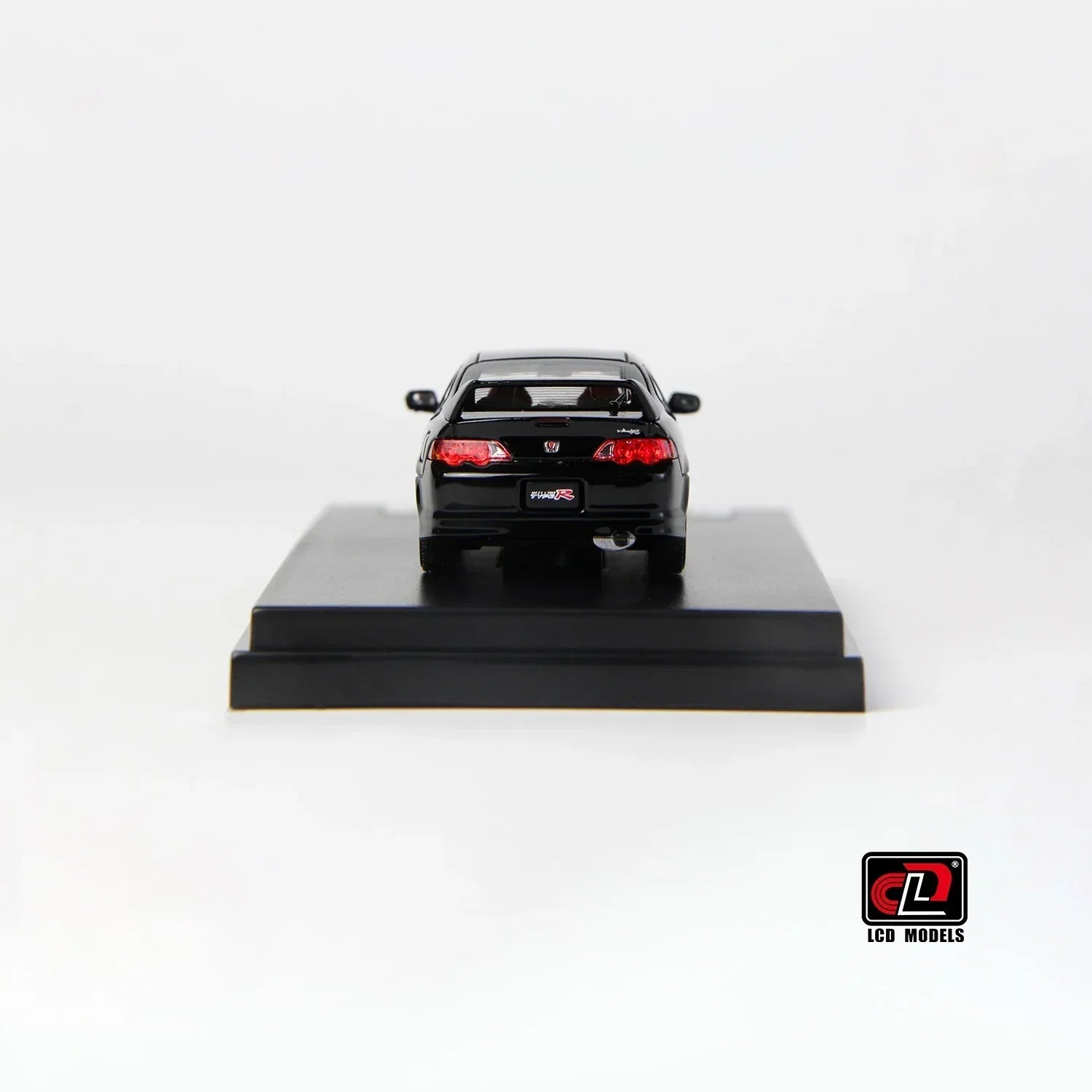 Premium scale diecast model car – Honda Integra Type R (DC5), 1:64 Scale (Black) Collectible