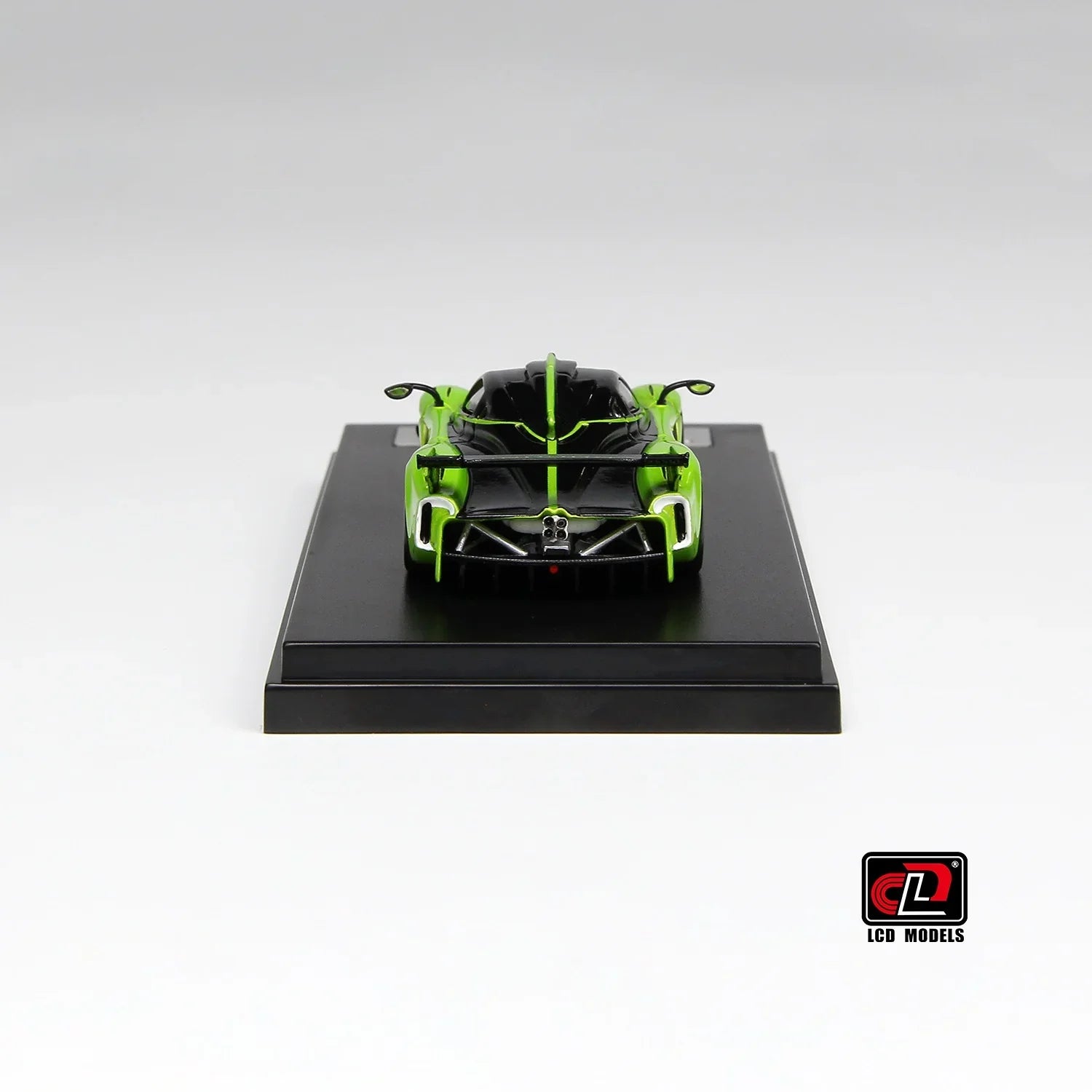 Premium scale diecast model car – Pagani Huayra R, 1:64 Scale (Green) Collectible