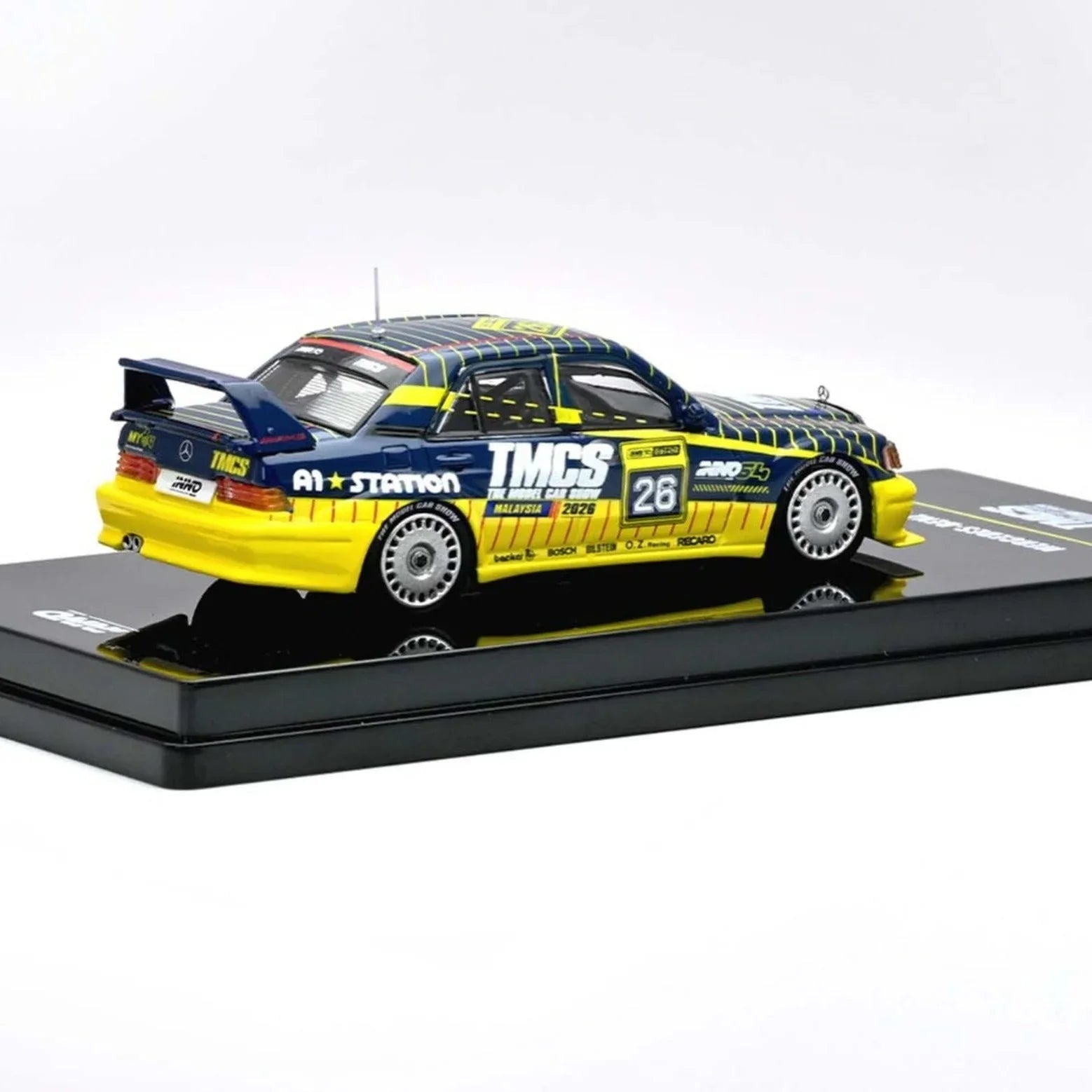 *TMCS 2026* Liberty Walk Hino Profia 2018 (Limited 350 Sets) & Mercedes Benz 190E A1-Station
