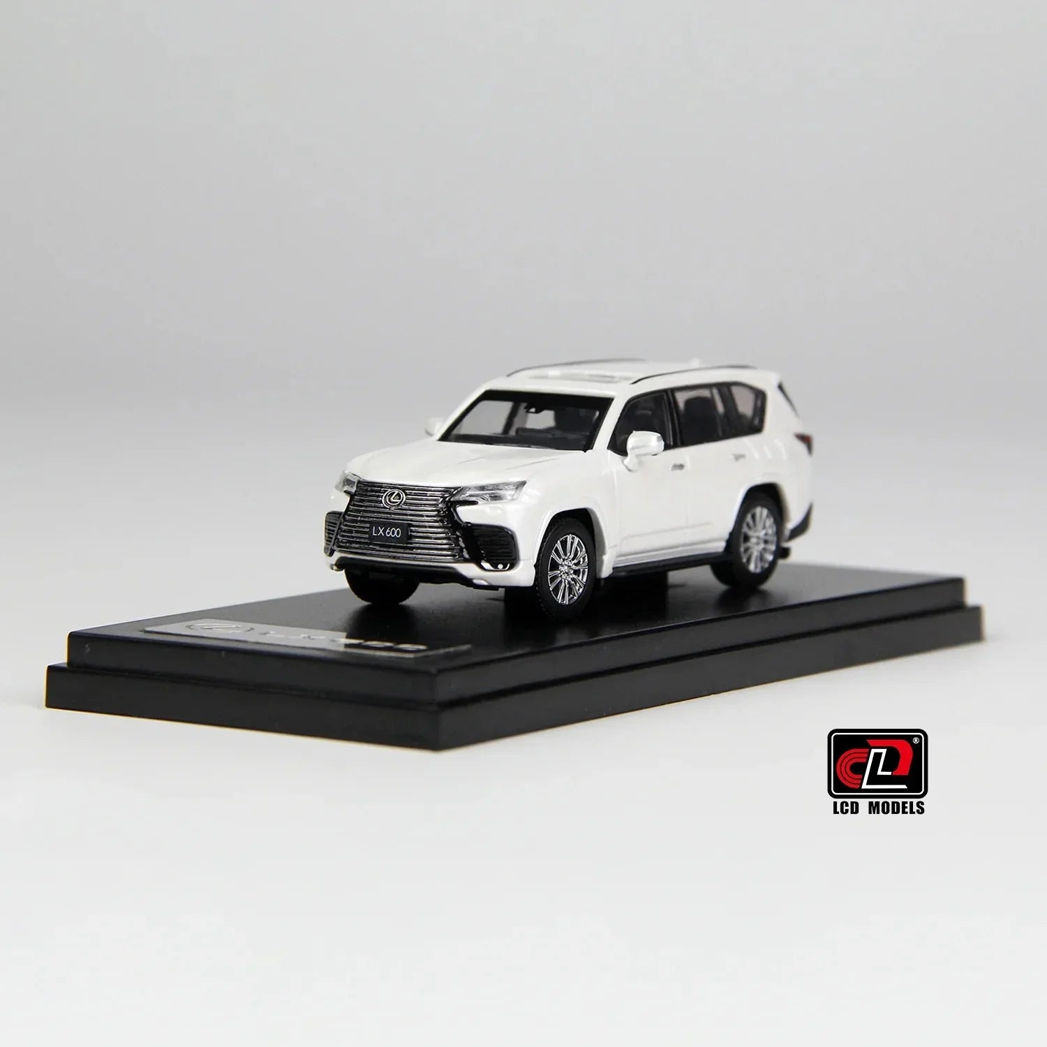 Premium scale diecast model car – Lexus LX600, 1:64 Scale (White) Collectible