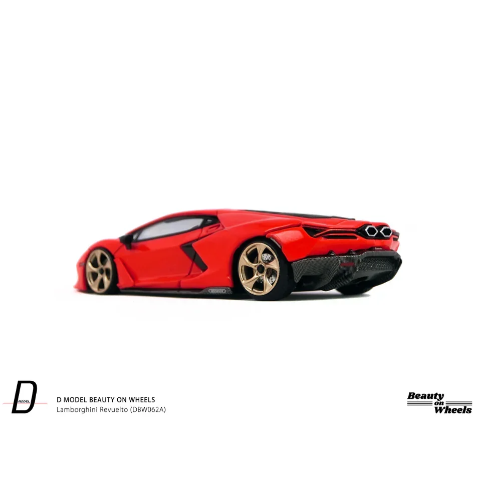Premium scale diecast model car – Lamborghini Revuelto, 1:64 Scale Collectible