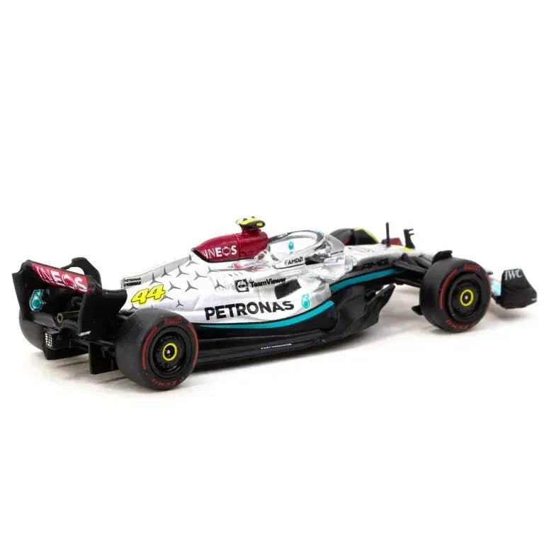Premium scale diecast model car – Mercedes-AMG F1 W13 E Performance Sao Paulo Grand Prix #44 Lewis Hamilton 2022, 1:64 Scale Collectible