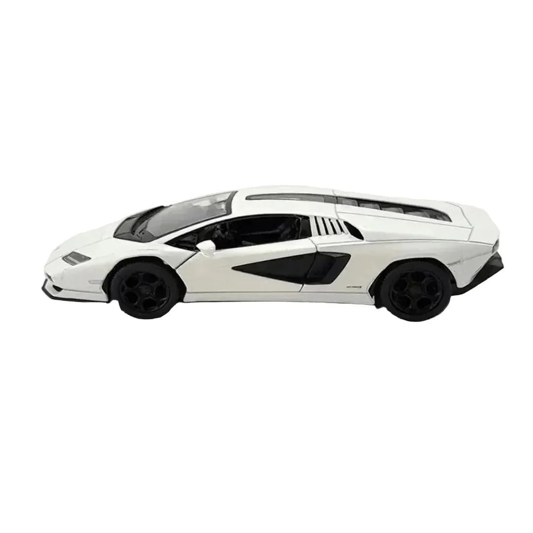 Premium scale diecast model car – Lamborghini Countach LPI 800-4, 1:36 Scale (White) Collectible