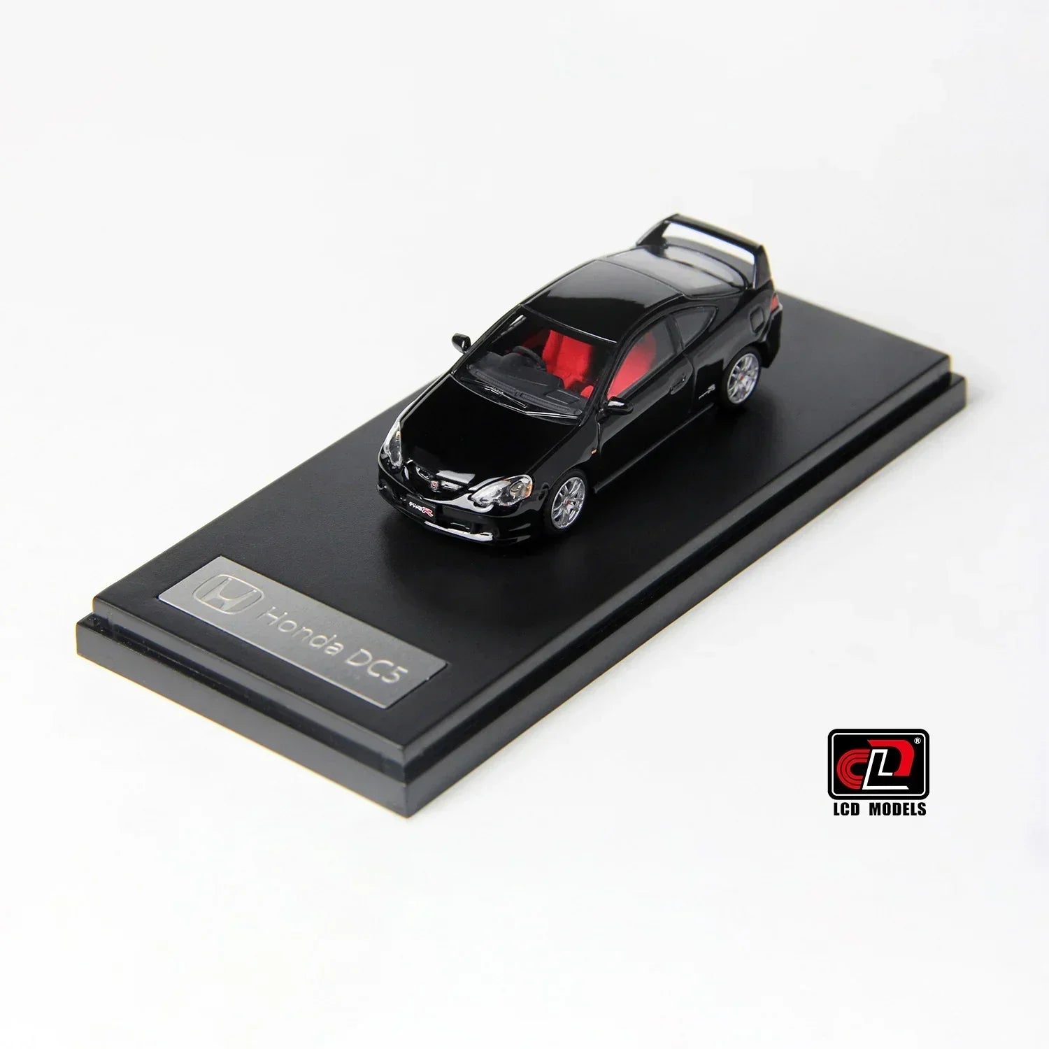 Premium scale diecast model car – Honda Integra Type R (DC5), 1:64 Scale (Black) Collectible