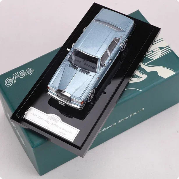 Premium scale diecast model car – Rolls Royce Silver Spur III Limited to 499 1994, 1:64 Scale (Ice Blue) Collectible