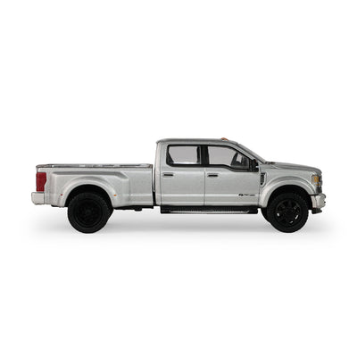 *PRE-ORDER* Auto Mall Series 8 - 2022 Ford F-450 Super Duty, 1:64 Scale (Iconic Silver)