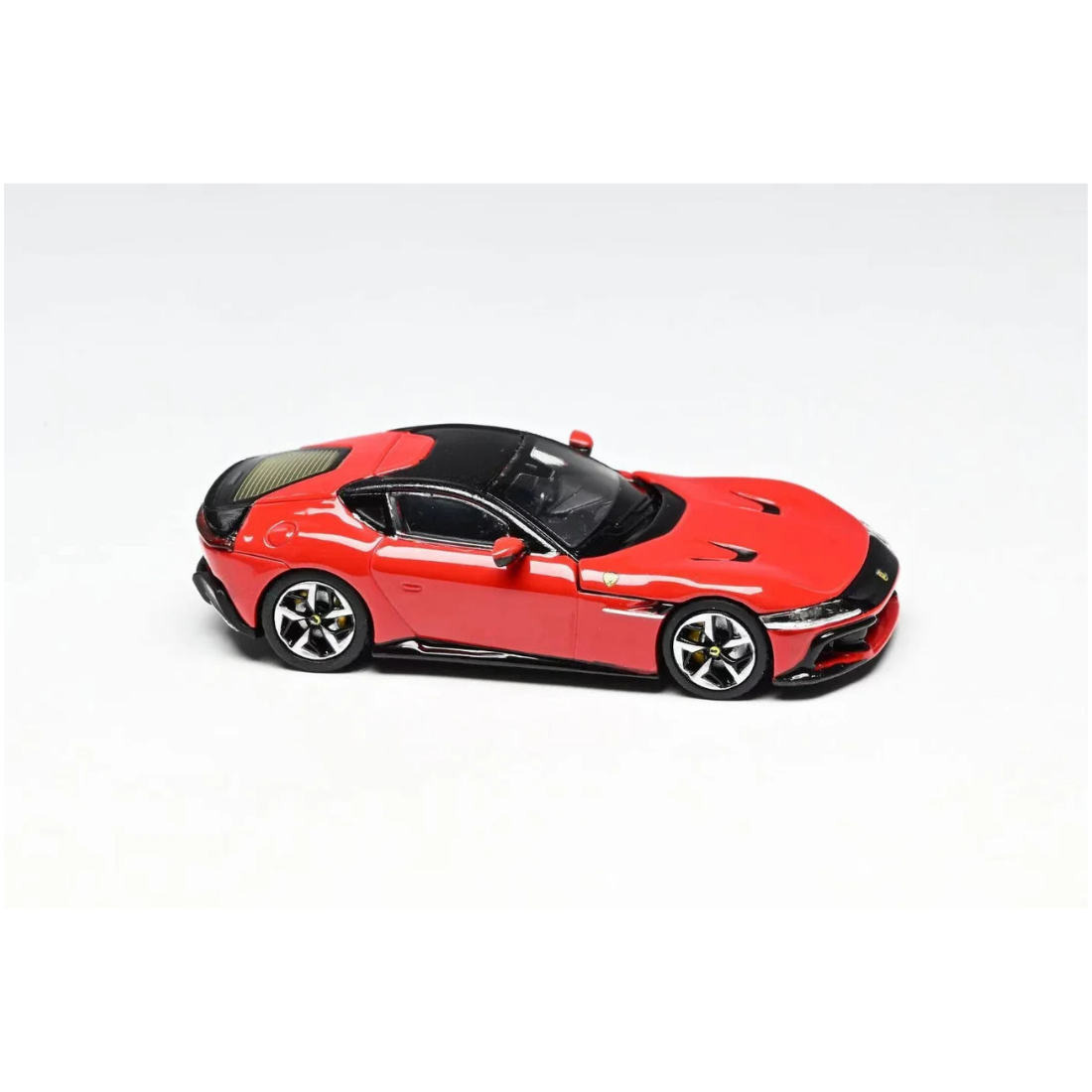 Ferrari 12 Cilindri (Limited to 599), 1:64 Scale (Red)