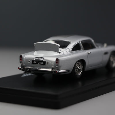 Premium scale diecast model car  – James Bond 007 Aston Martin DB5, 1:43 Scale (Silver) Collectible