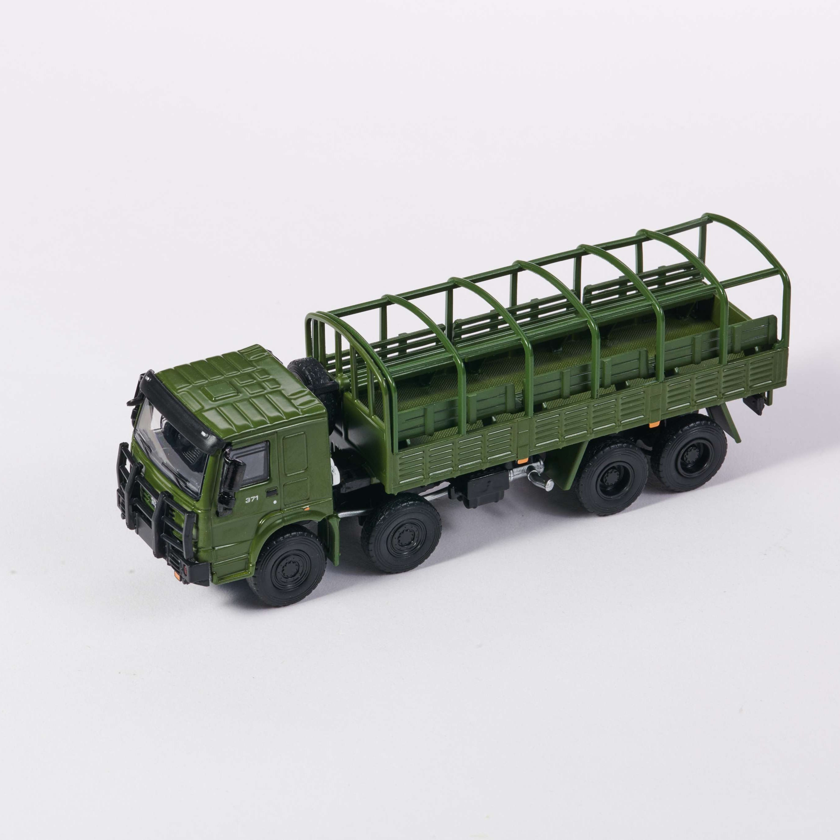 Premium scale diecast model car  – Howo 1006 Military Truck, 1:64 Scale (Army Green) Collectible