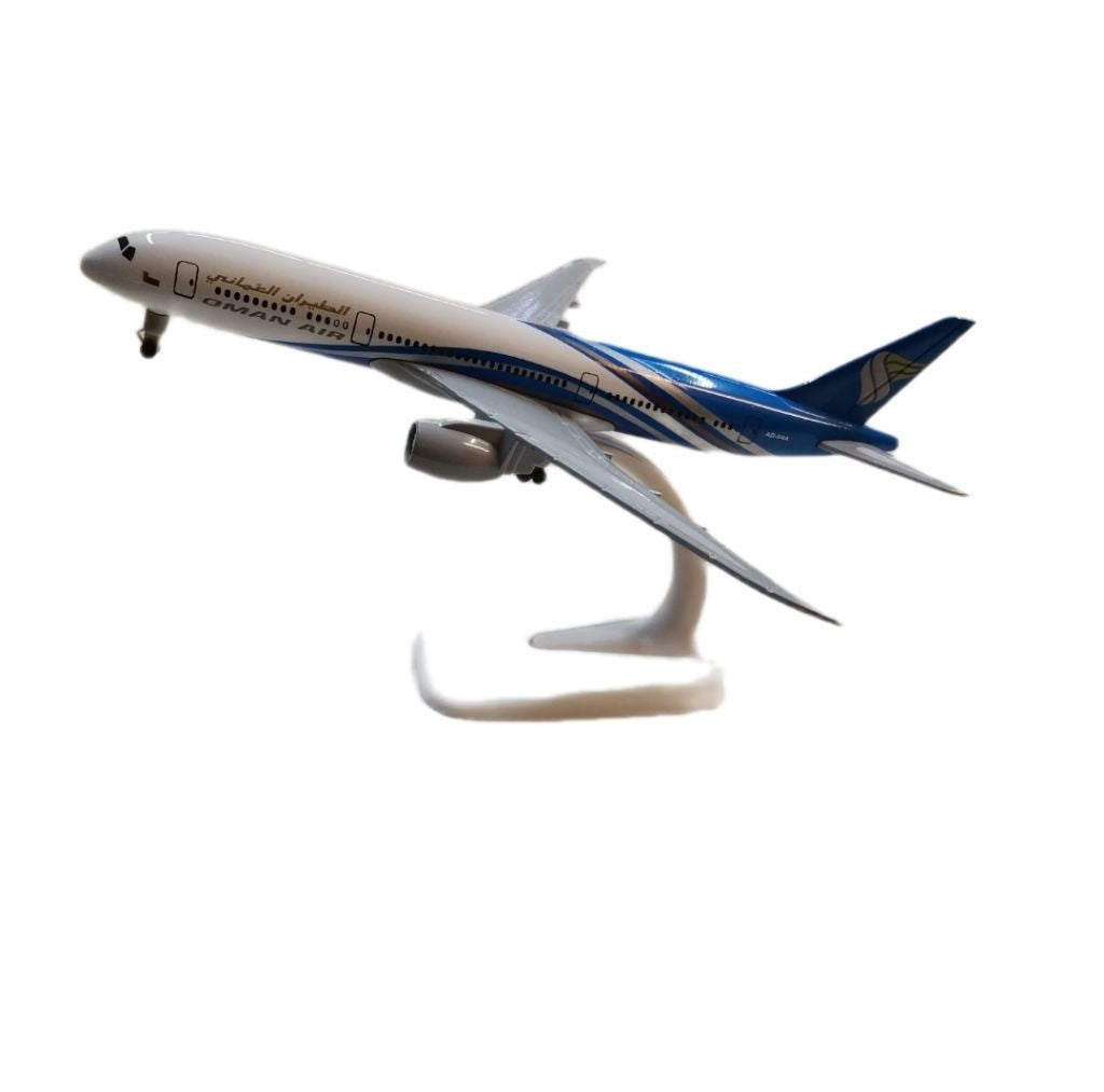 Oman Air B787 Airplane Model