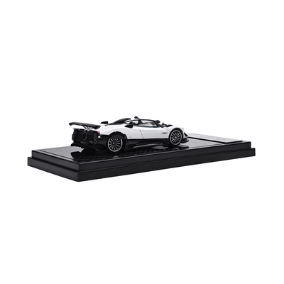 Pagani Zonda HP Barchetta, 1:64 Scale (White)