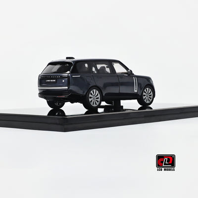 Premium scale diecast model car  – Land Rover Range Rover SV SERENITY, 1:43 Scale (Blue) Collectible