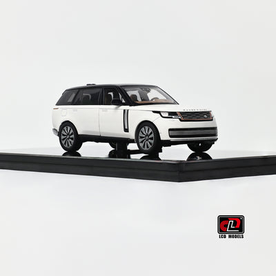 Premium scale diecast model car  – Land Rover Range Rover SV SERENITY, 1:43 Scale (White with Black Roof) Collectible