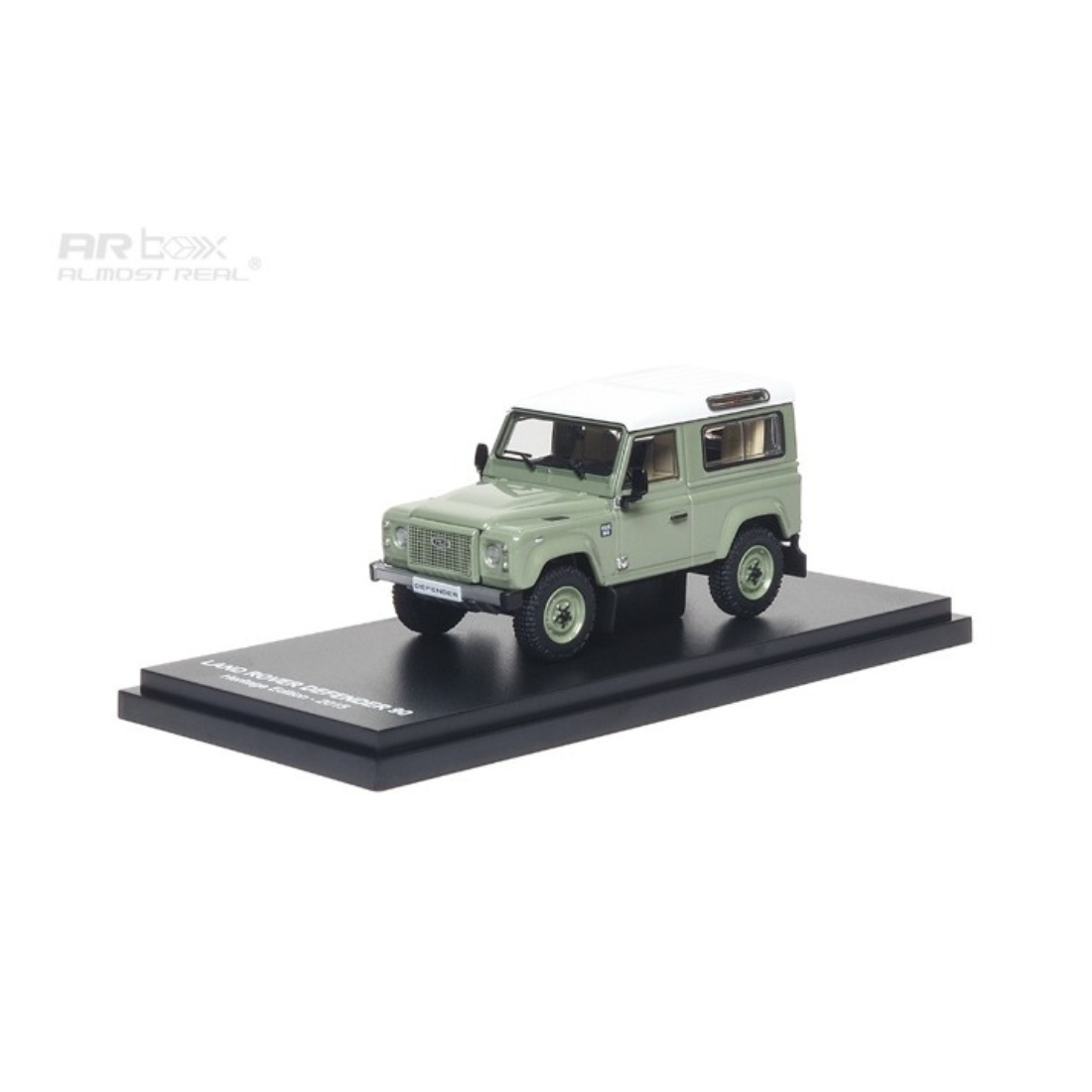 *PRE-ORDER* Land Rover Defender 90 Heritage Edition 2015, 1:64 Scale (Green)