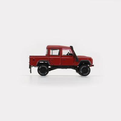 Land Rover 2016 Defender 110 Pick Up, 1:64 Scale (Orange)
