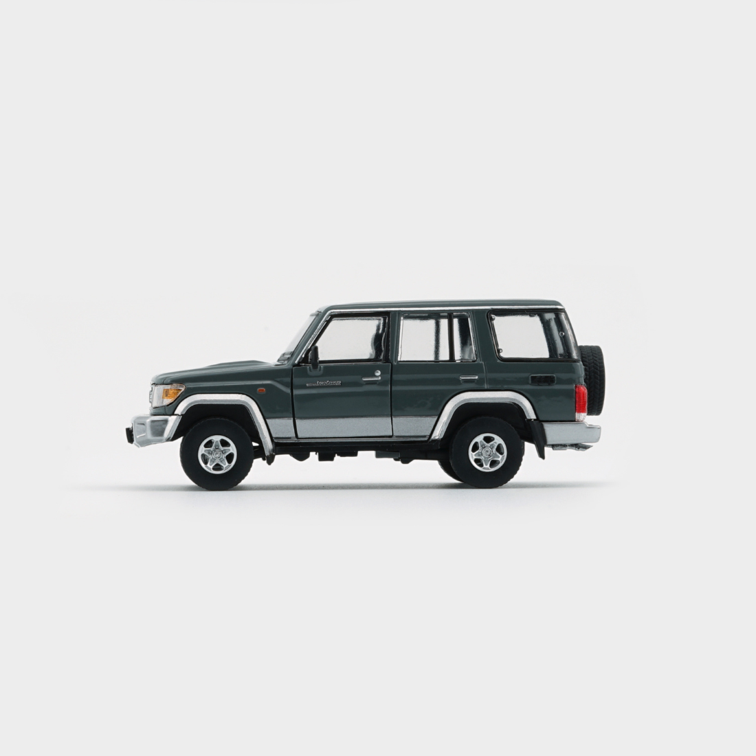 Toyota Land Cruiser LC76, 1:64 Scale (Dark Grey)