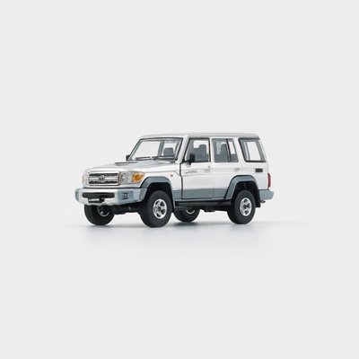 Toyota Land Cruiser LC76, 1:64 Scale (Silver)