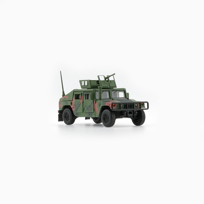 Humvee 4-CT Woodlan Camo with Stand Plate, 1:64 Scale