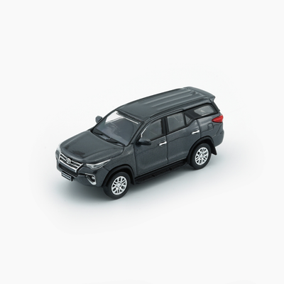 Toyota Fortuner 2018, 1:64 Scale (Silver)