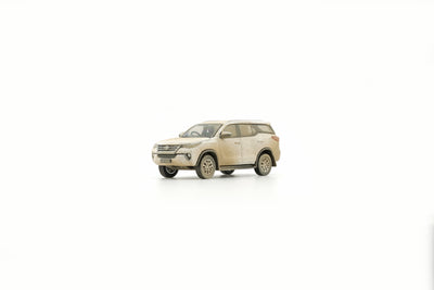 *PRE-ORDER* Toyota Fortuner  (Limited to 499pcs) 2018, 1:64 Scale (White Muddy)