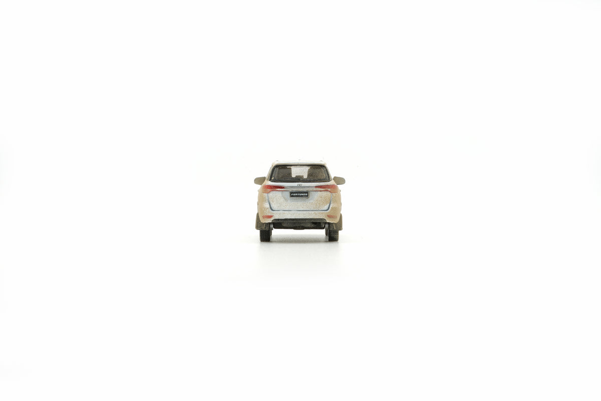 *PRE-ORDER* Toyota Fortuner  (Limited to 499pcs) 2018, 1:64 Scale (White Muddy)