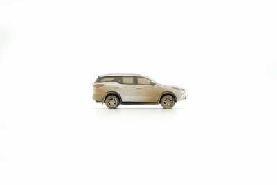 *PRE-ORDER* Toyota Fortuner  (Limited to 499pcs) 2018, 1:64 Scale (White Muddy)