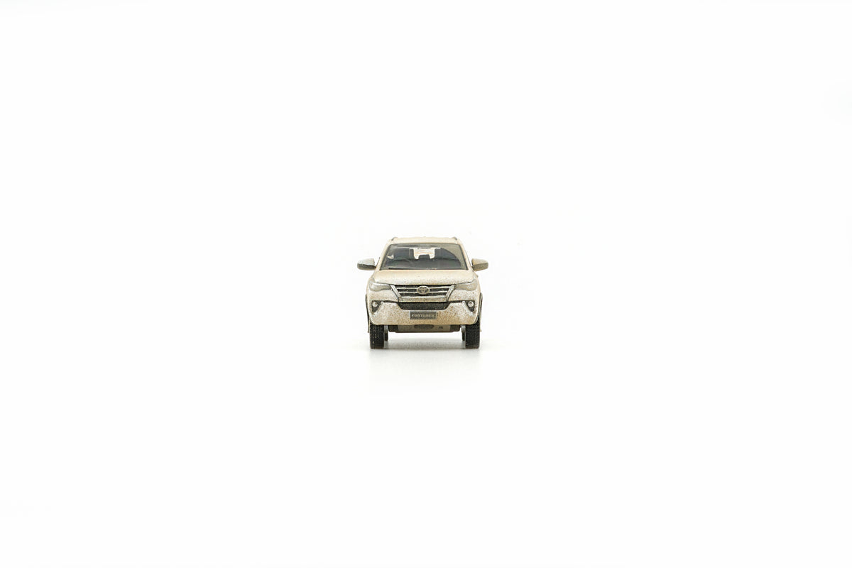 *PRE-ORDER* Toyota Fortuner  (Limited to 499pcs) 2018, 1:64 Scale (White Muddy)