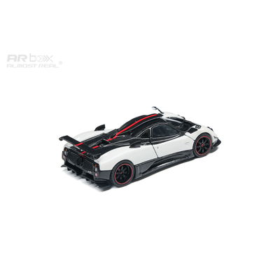 *PRE-ORDER* Pagani Zonda Cinque Coupe - 2009 - Bianco Benny, 1:64 Scale