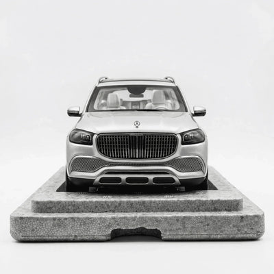 Premium scale diecast model car  – Mercedes-Maybach GLS 600, 1:18 Scale Collectible