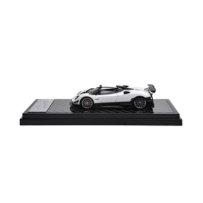 Pagani Zonda HP Barchetta, 1:64 Scale (White)