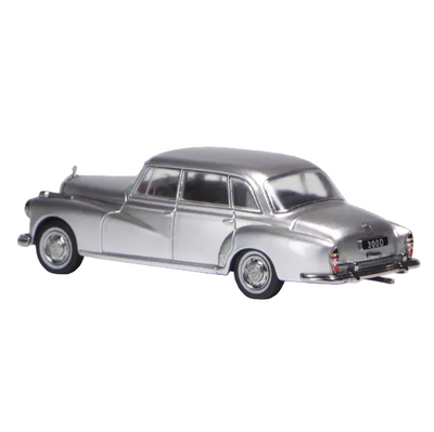 Premium scale diecast model car  – Mercedes-Benz 300D 1959, 1:64 Scale (Silver) Collectible