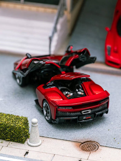 Ferrari F80 Rosso Supercar, 1:64 Scale