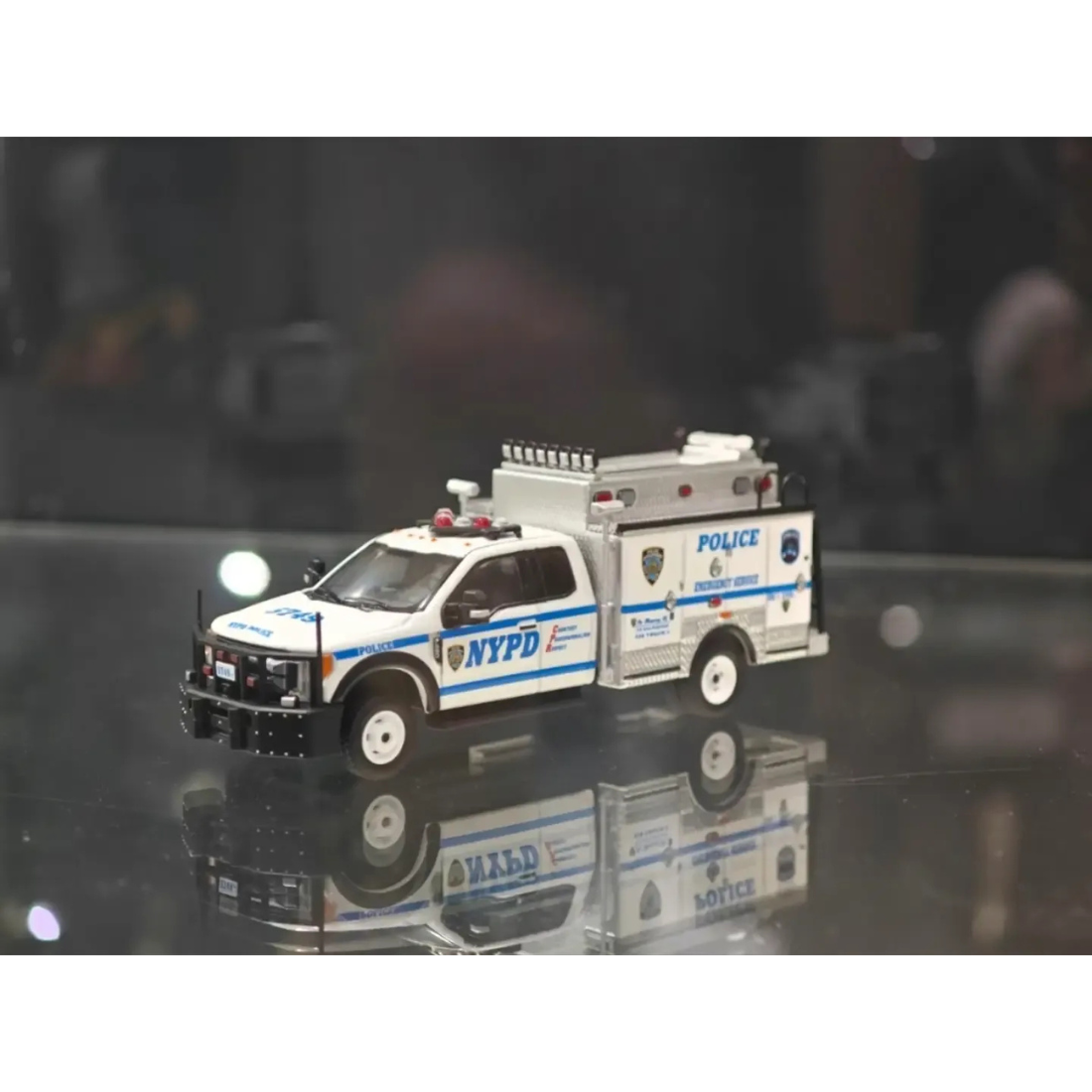 *APAXPO 2026* Police Emergency Service (55981), 1:64 Scale