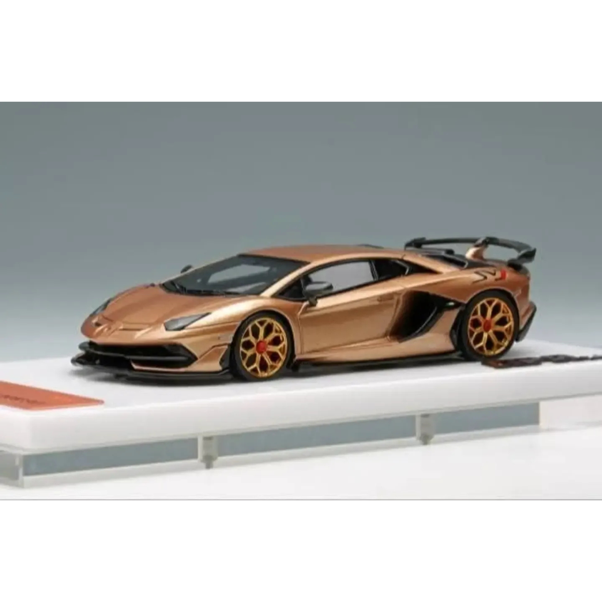 *APAXPO 2026* Lamborghini Aventador SVJ 2018 Oro Elios (Resin Material) Limited to 99units, 1:64 Scale