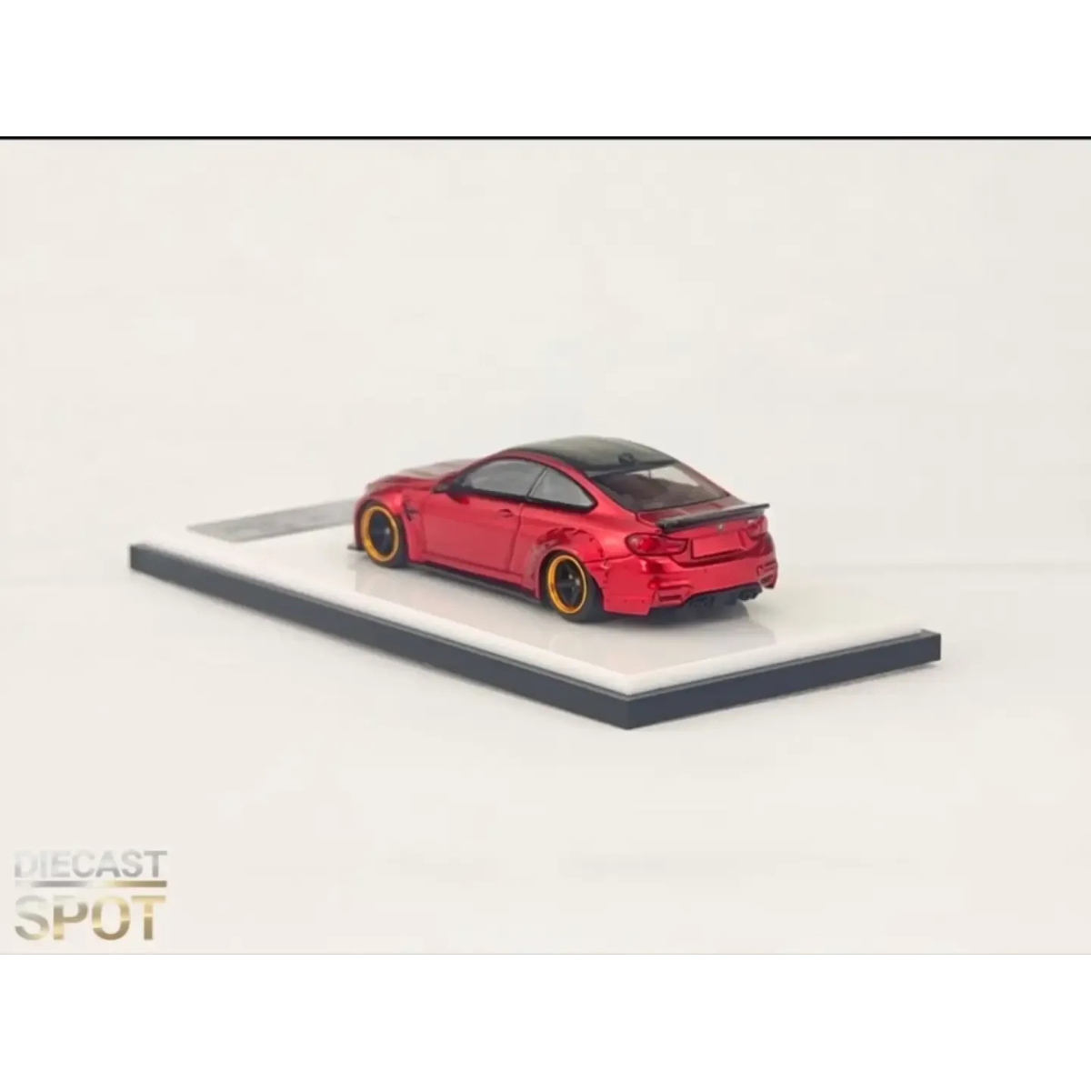 *APAXPO 2026* LB M4 F82 Metallic Red (Limited to 999units), 1:64 Scale