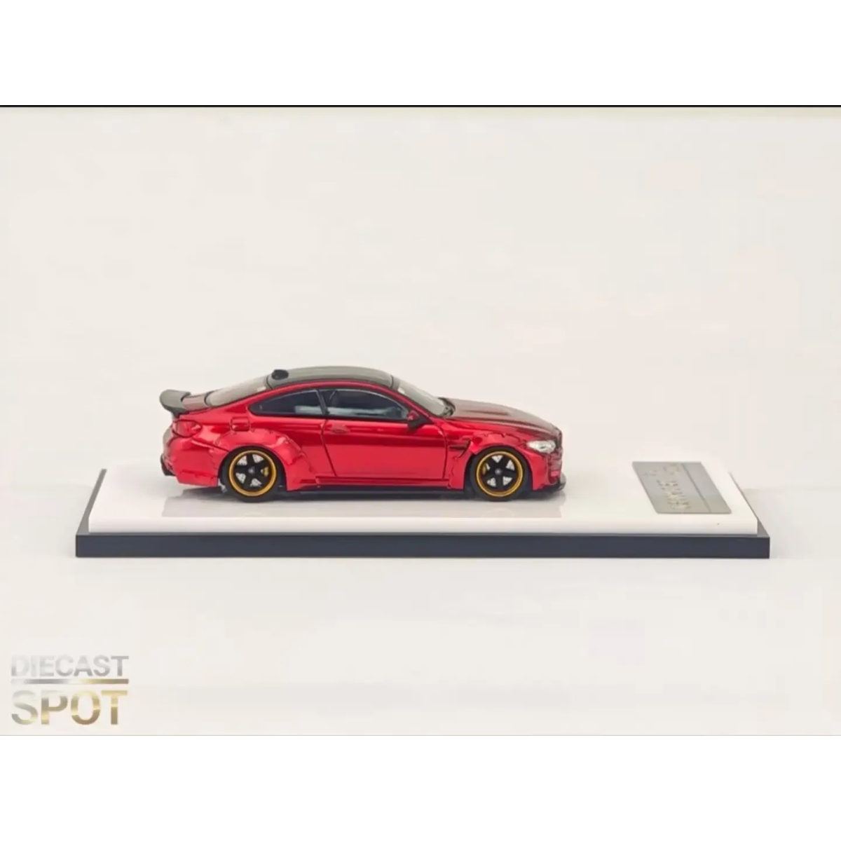 *APAXPO 2026* LB M4 F82 Metallic Red (Limited to 999units), 1:64 Scale