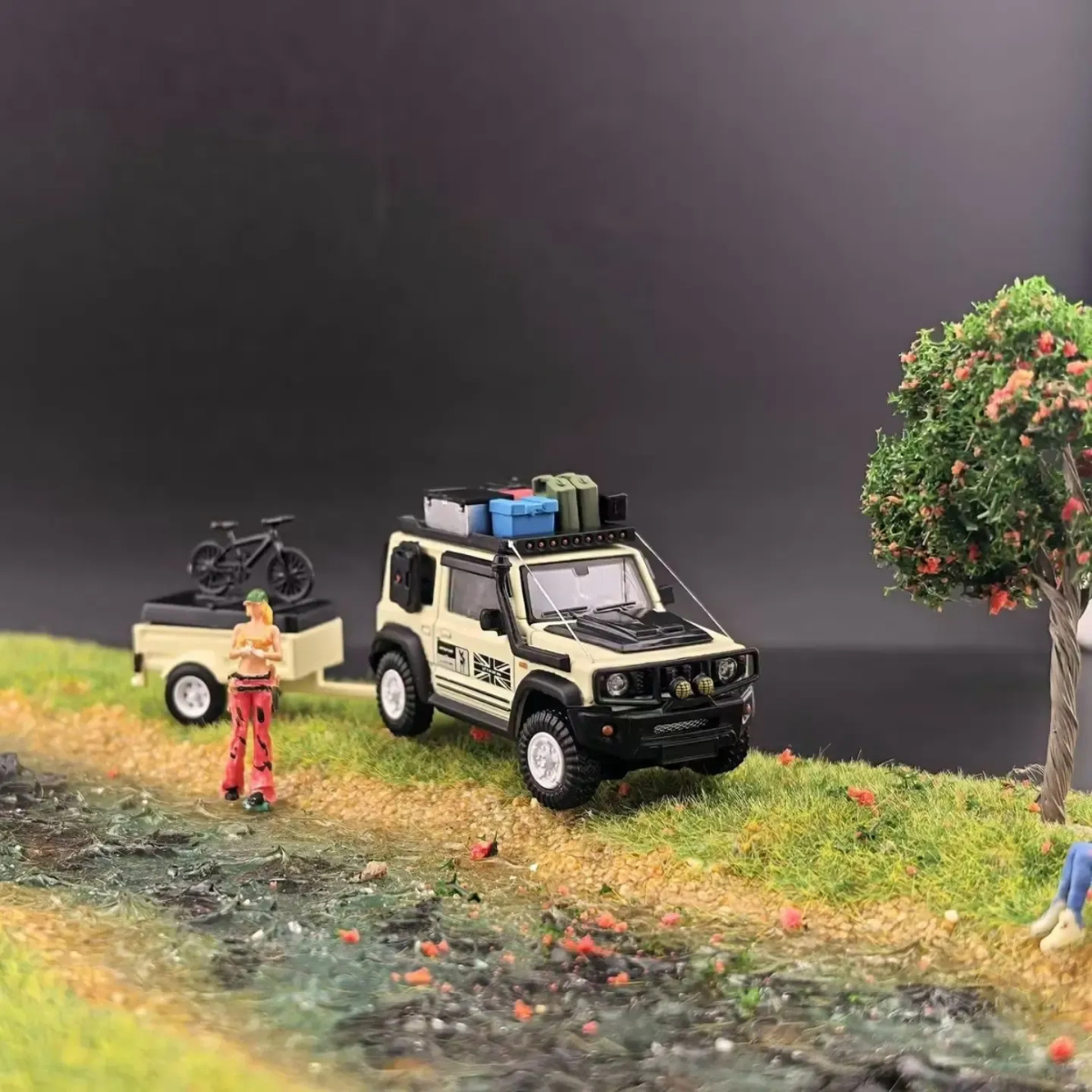 *APAXPO 2026* Suzuki Jimny 4x4 Boring White, 1:64 Scale