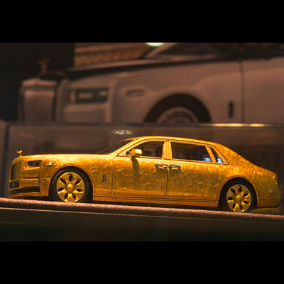 *PRE-ORDER* Rolls Royce Phantom EWB (Extended Wheelbase) Limited to 500pcs World Wide (Ice Crack Gold), 1:64 Scale