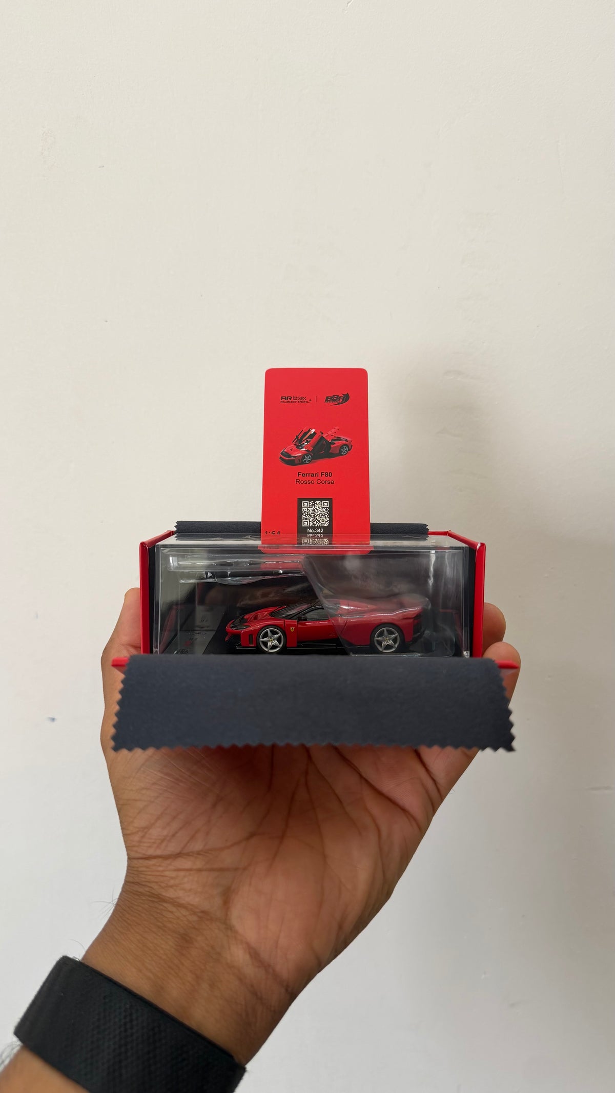 *APAXPO 2026* FERRARI F80, 1:64 Scale